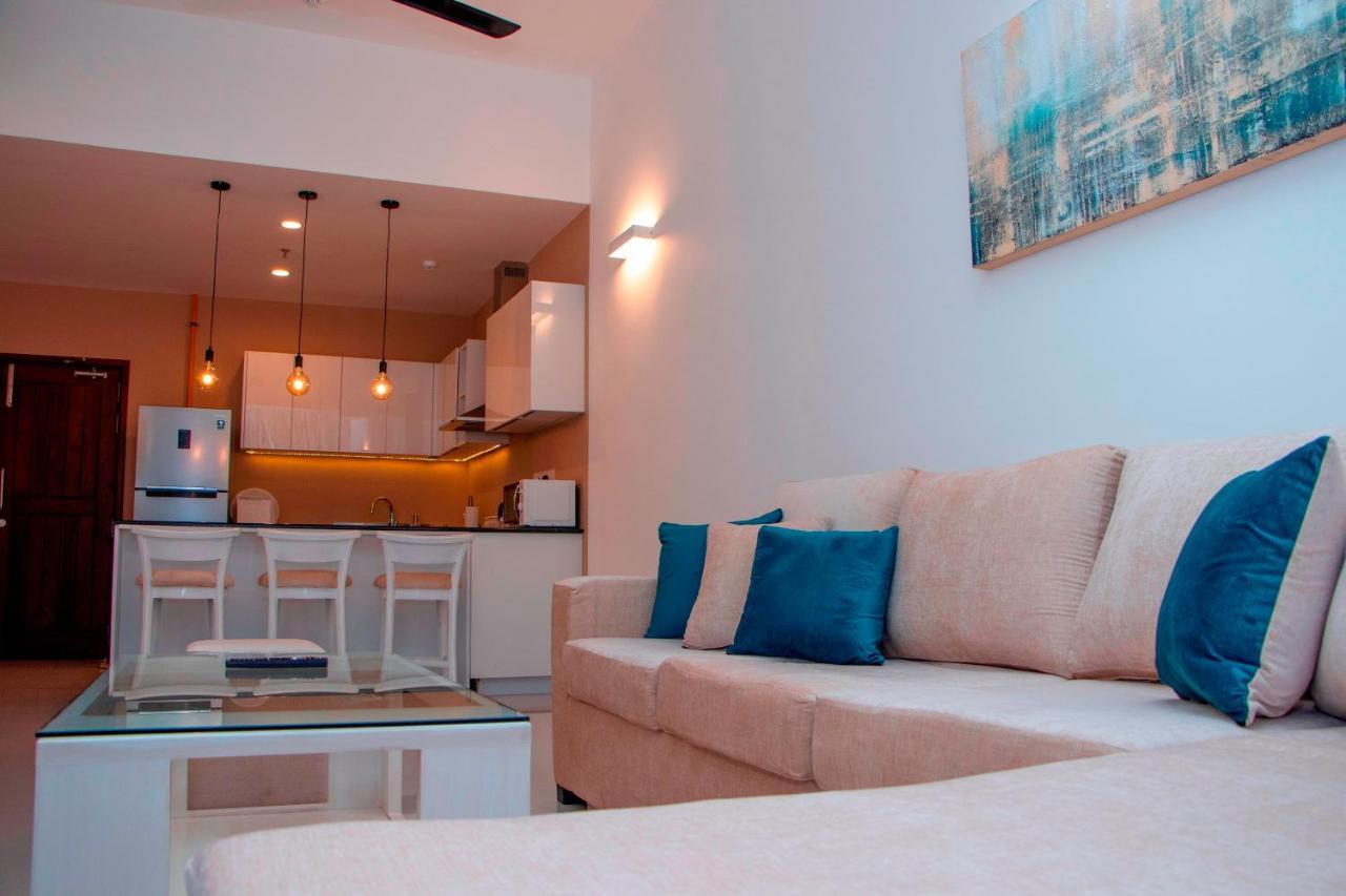 Hasara Oceanfront Apartments Galle Esterno foto
