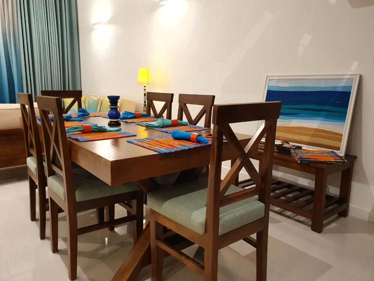 Hasara Oceanfront Apartments Galle Esterno foto