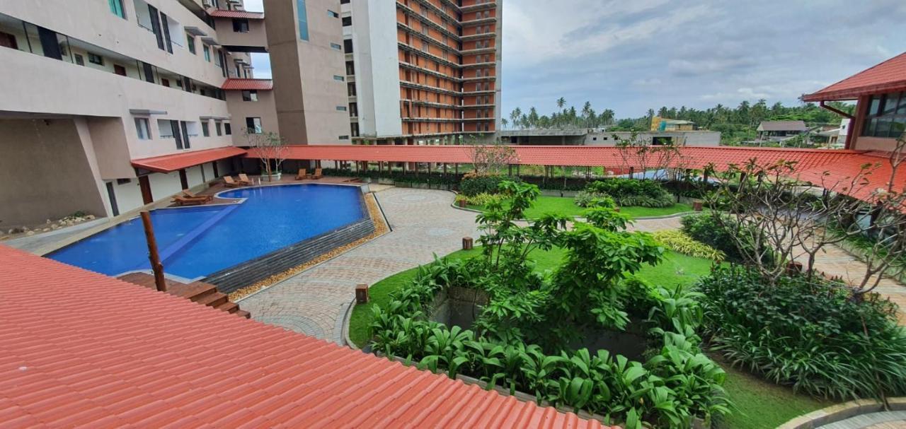Hasara Oceanfront Apartments Galle Esterno foto
